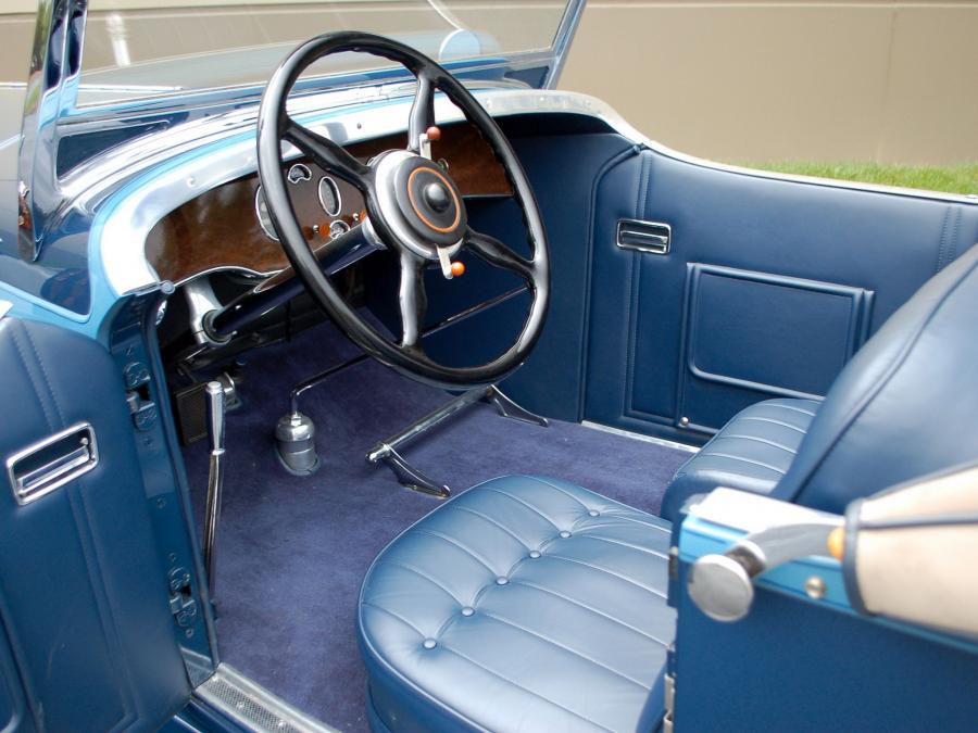  Packard Speedster Eight Boattail Roadster Runabout 1930 года  (фото 27 из 32)